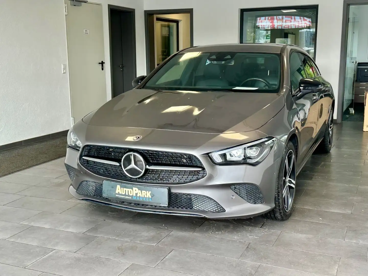 Vehicle image, number 3