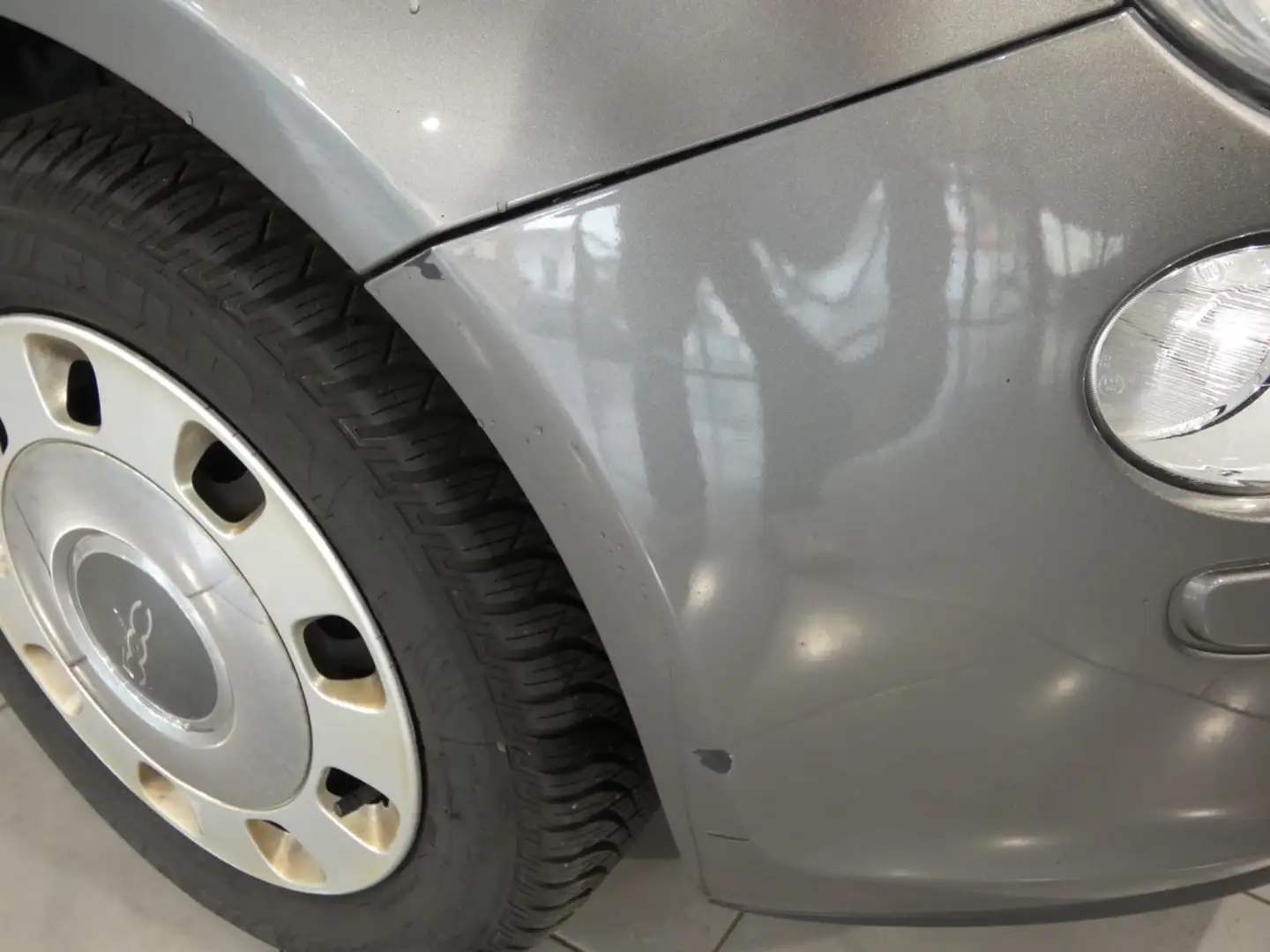 Vehicle image, number 9