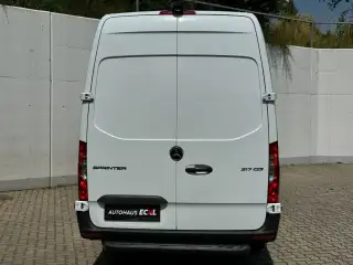 Vehicle image thumbnail, number 7