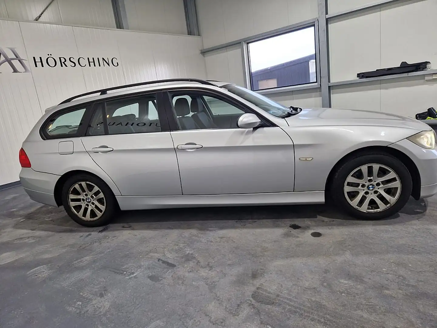Vehicle image, number 7