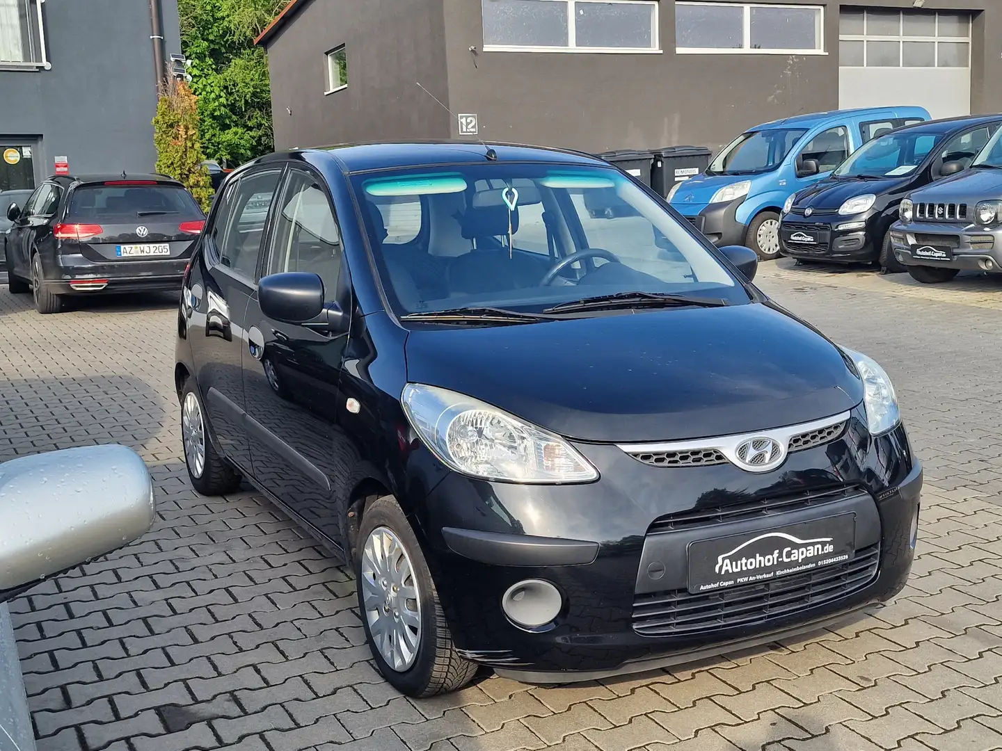 Vehicle image, number 3