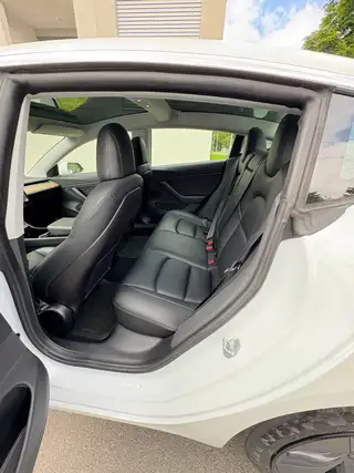 Vehicle image thumbnail, number 12