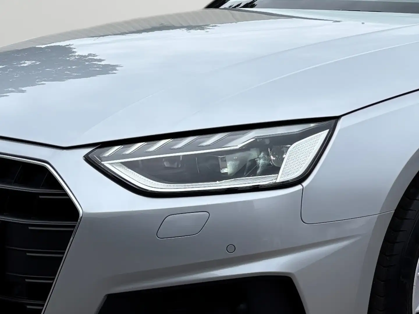 Vehicle image, number 9