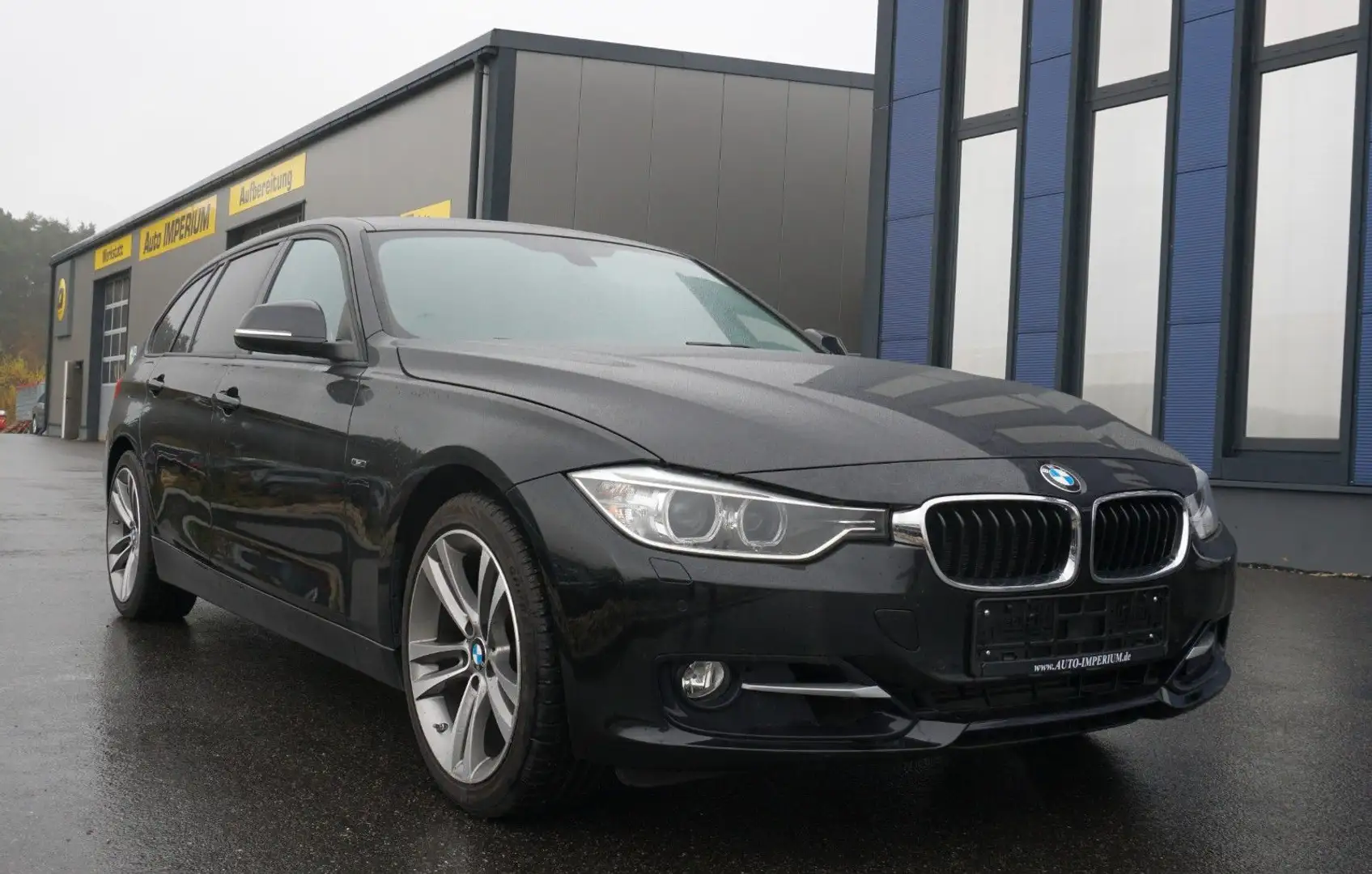 Vehicle image, number 3