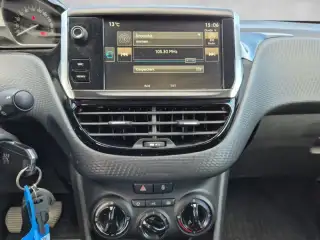 Vehicle image thumbnail, number 15