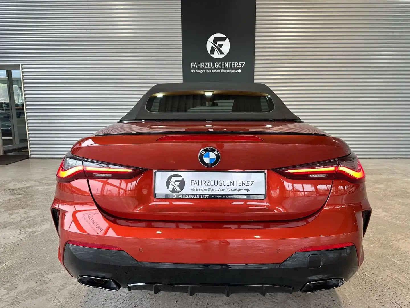 Vehicle image, number 8