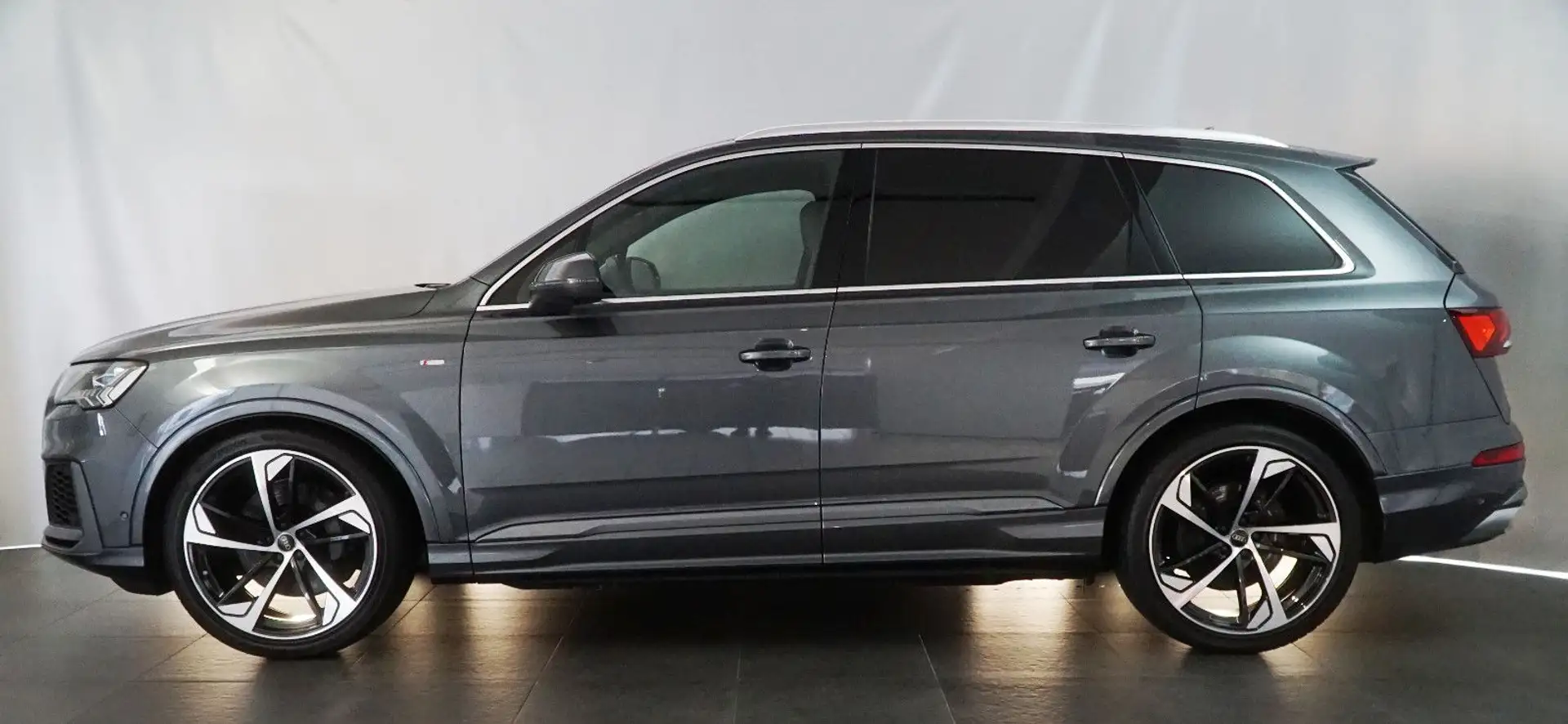 Vehicle image, number 7