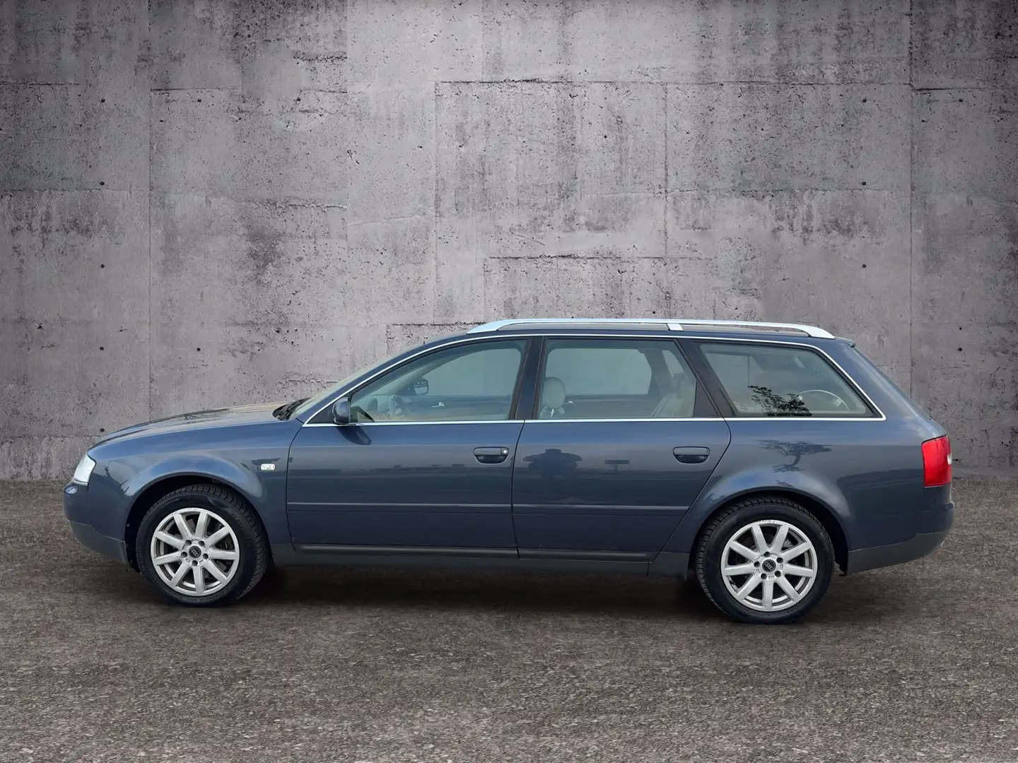 Vehicle image, number 8