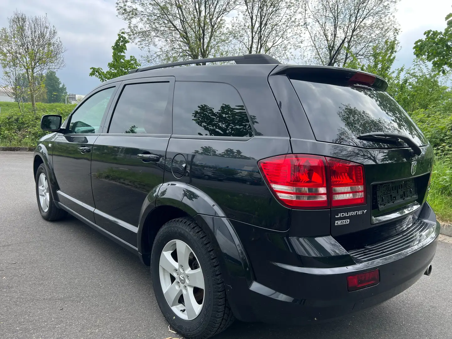 Vehicle image, number 3