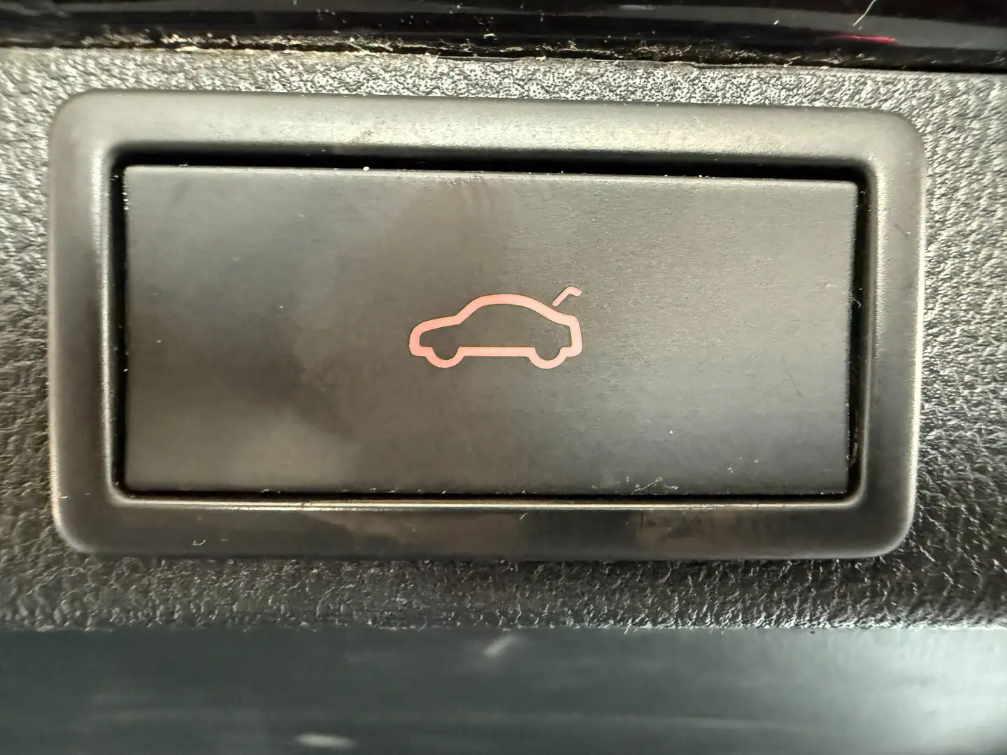 Vehicle image, number 5