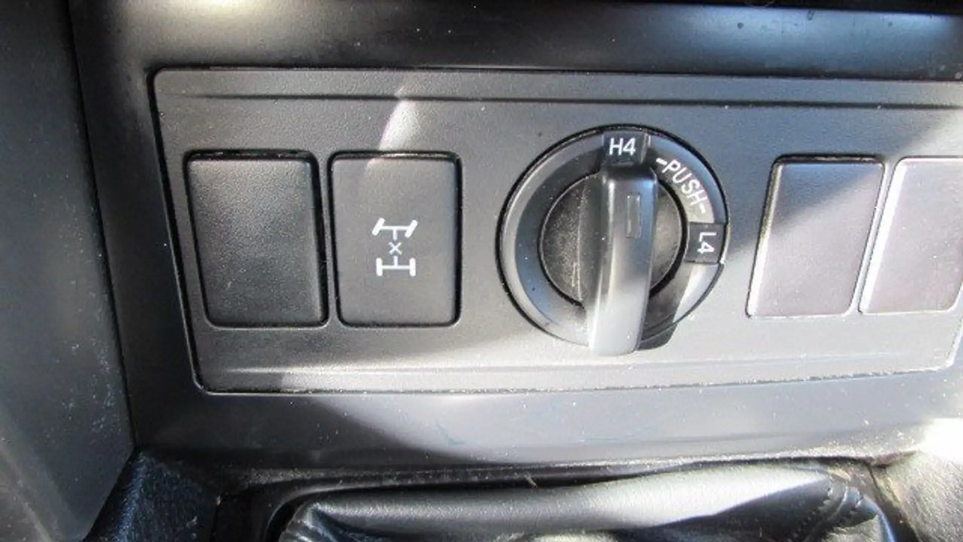 Vehicle image, number 19