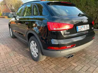 Vehicle image thumbnail, number 6