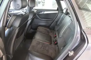 Vehicle image thumbnail, number 8