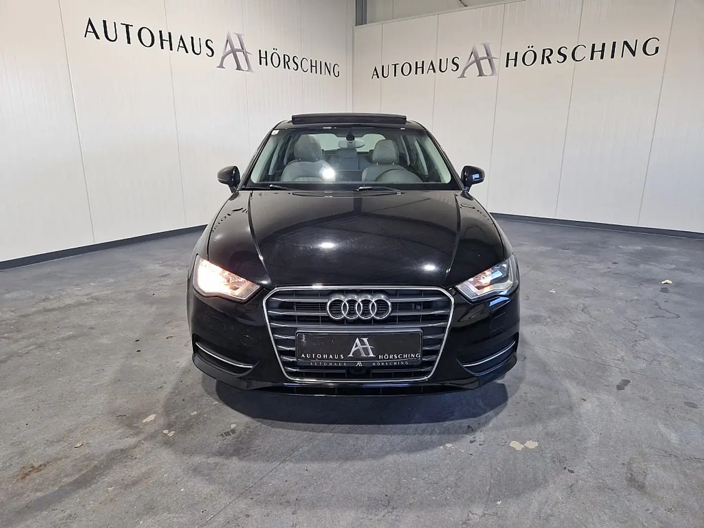 Vehicle image, number 2