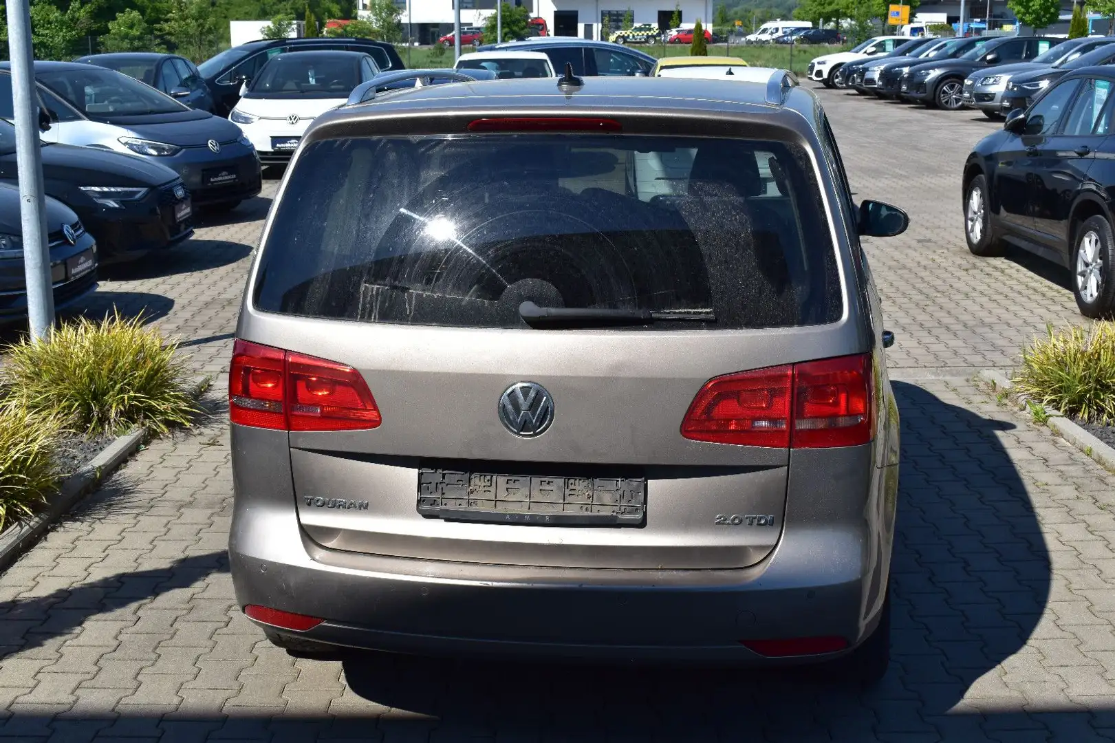 Vehicle image, number 7