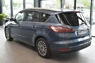 Vehicle image thumbnail, number 7