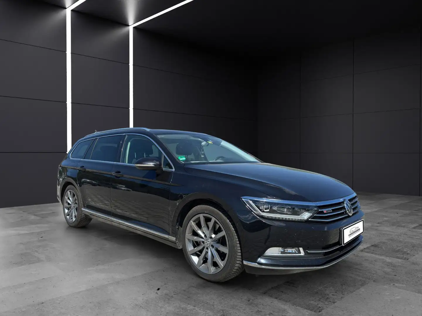Vehicle image, number 8