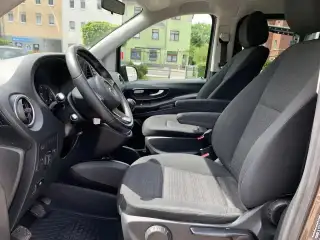 Vehicle image thumbnail, number 10