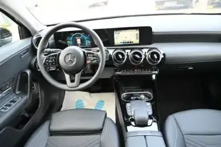 Vehicle image thumbnail, number 10