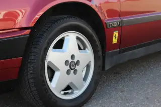 Vehicle image thumbnail, number 3