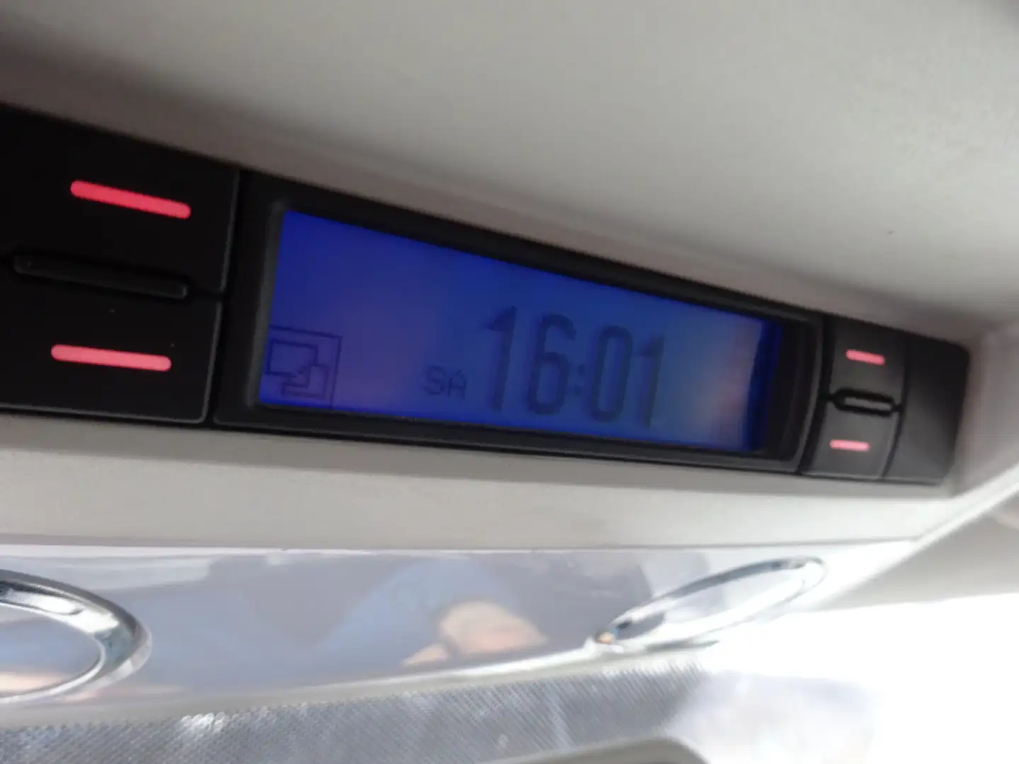 Vehicle image, number 13