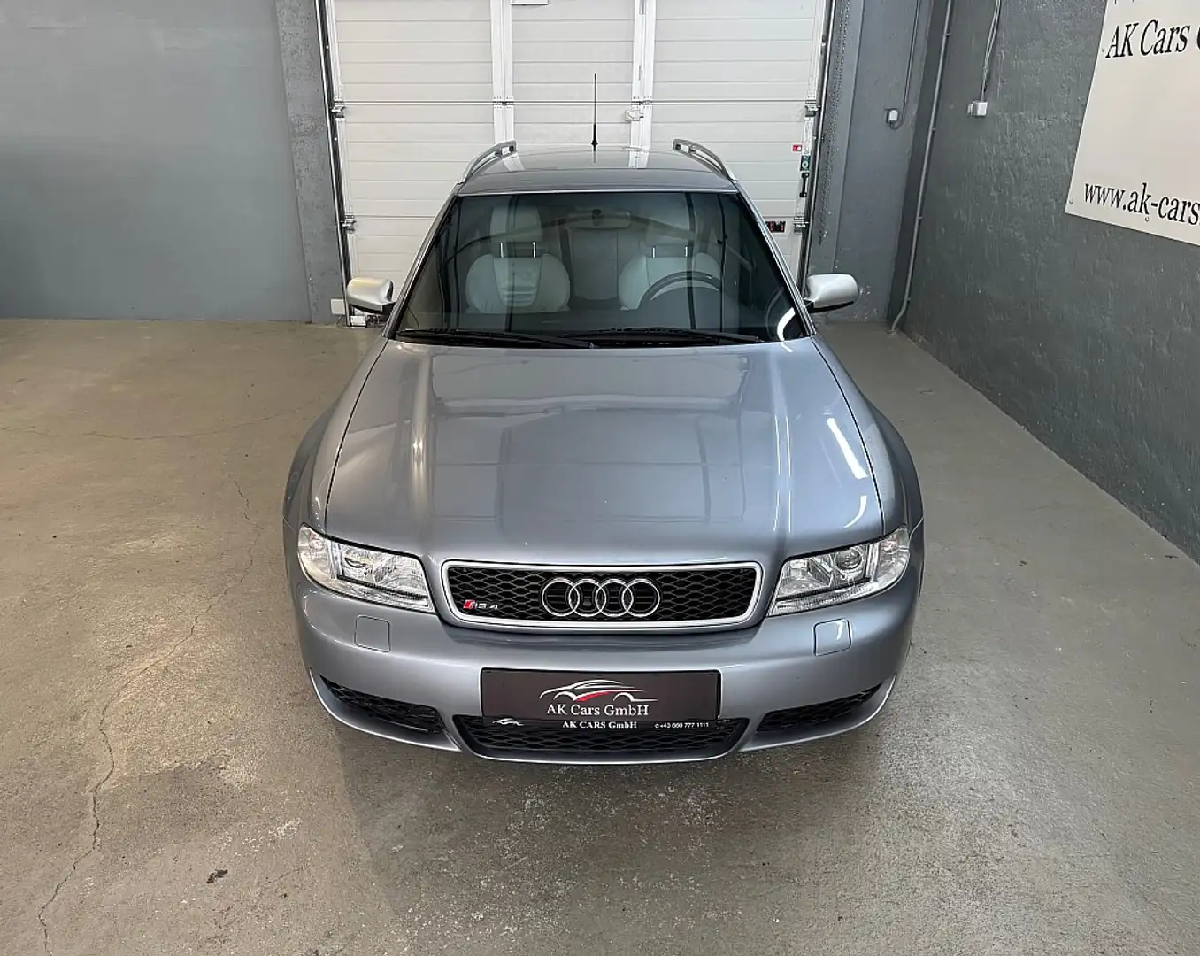 Vehicle image, number 3