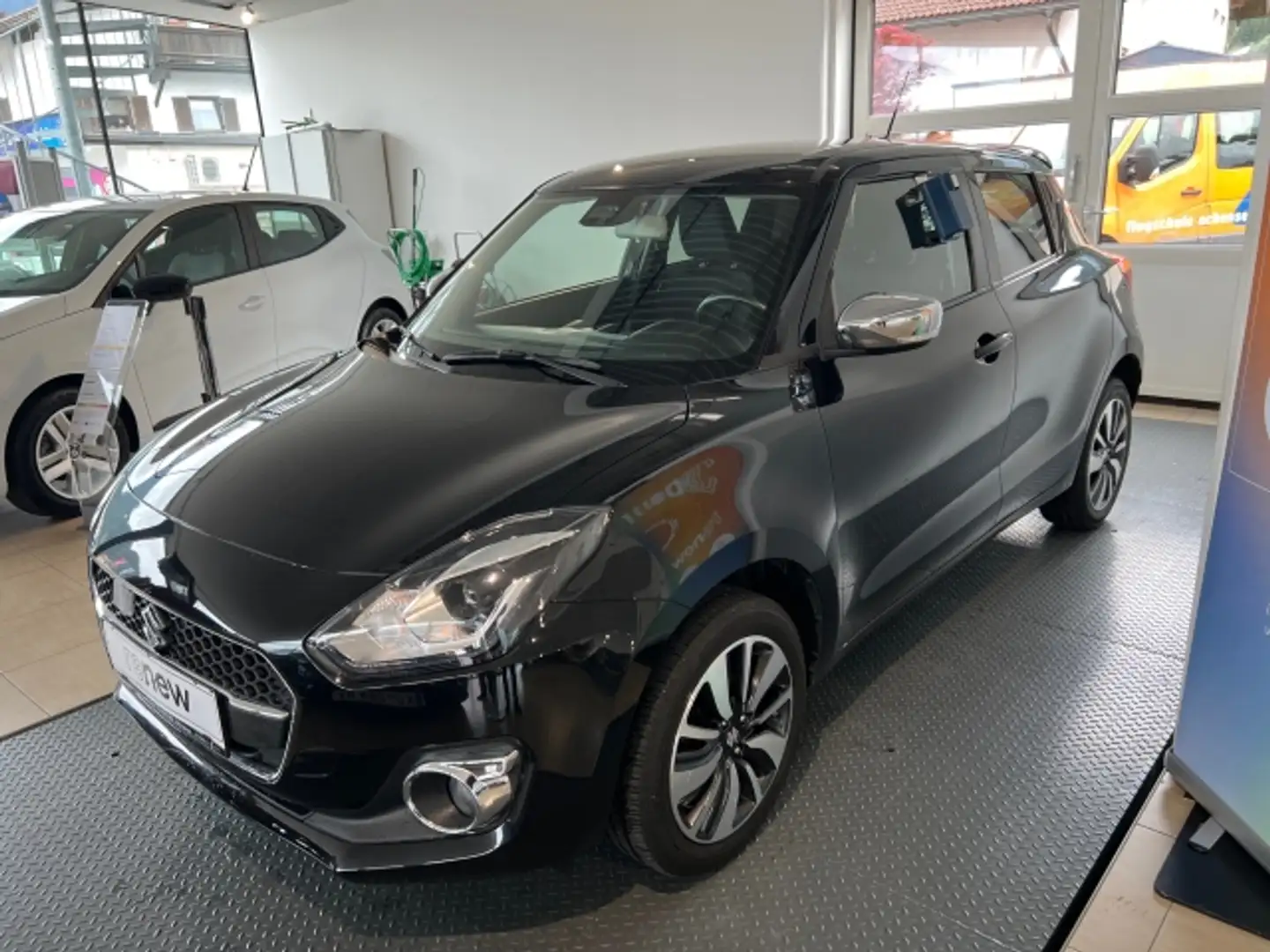 Vehicle image, number 2