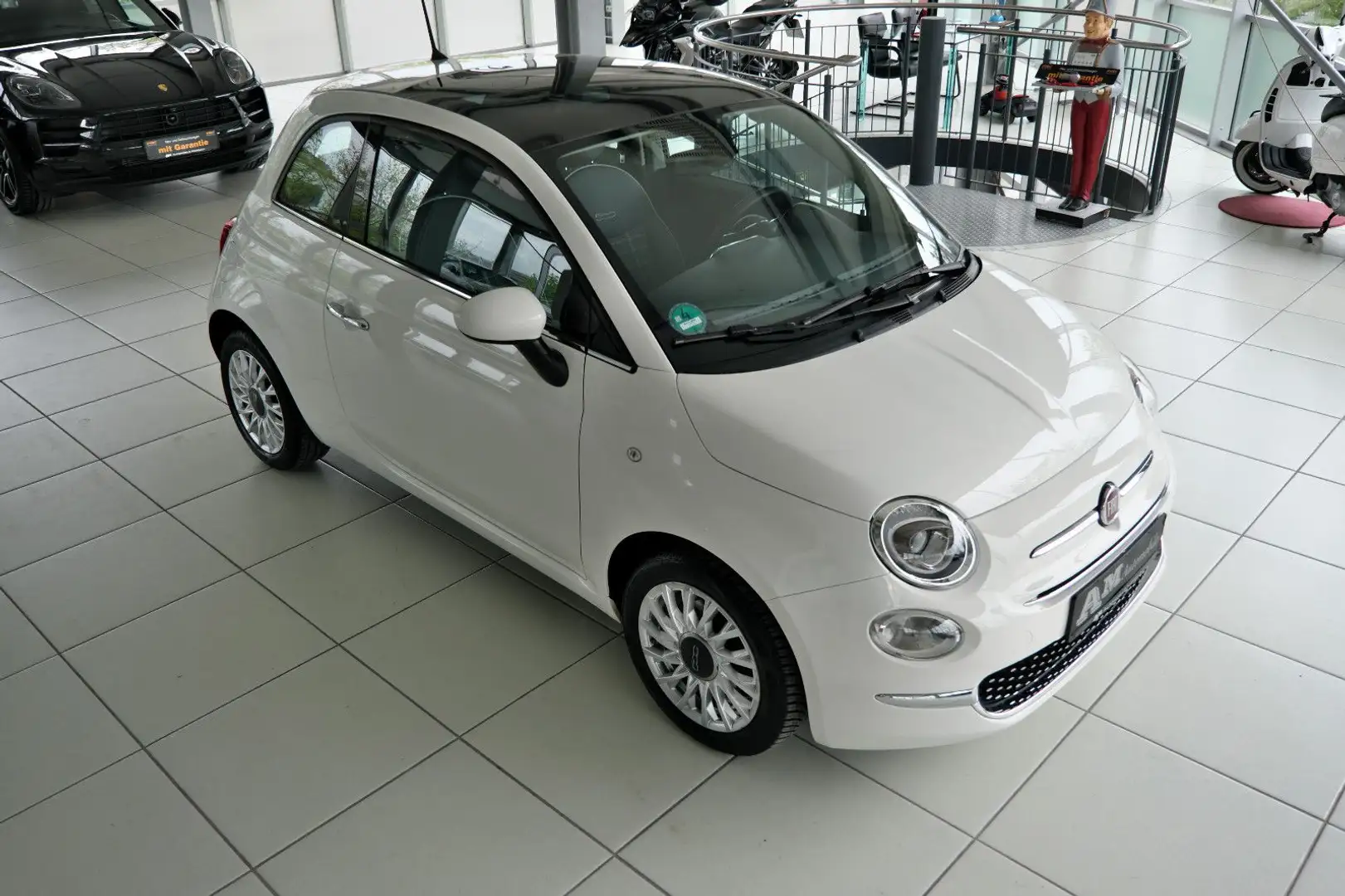 Vehicle image, number 8