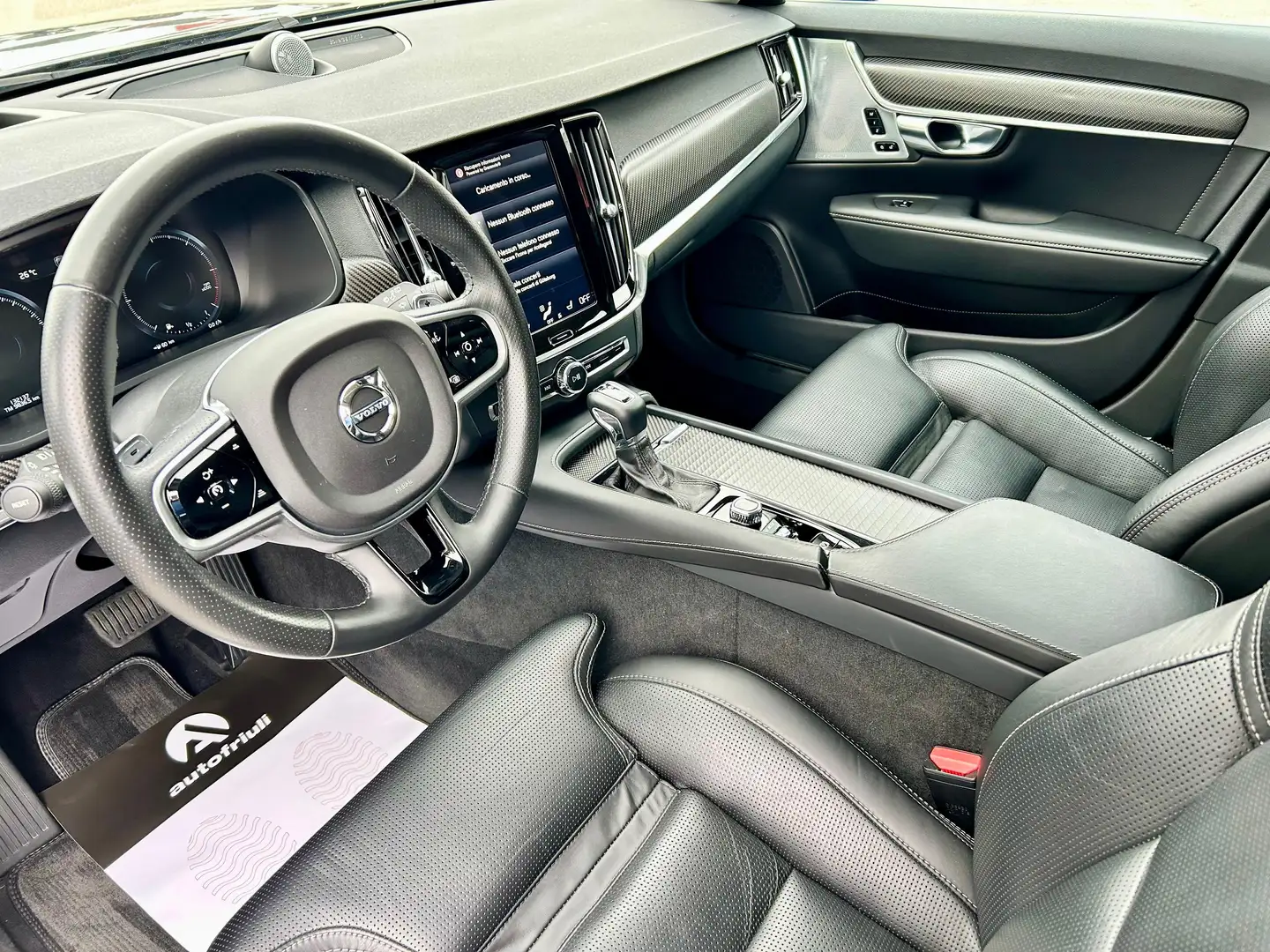 Vehicle image, number 8