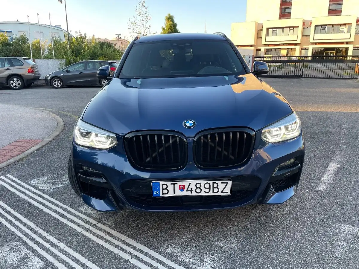 Vehicle image, number 2