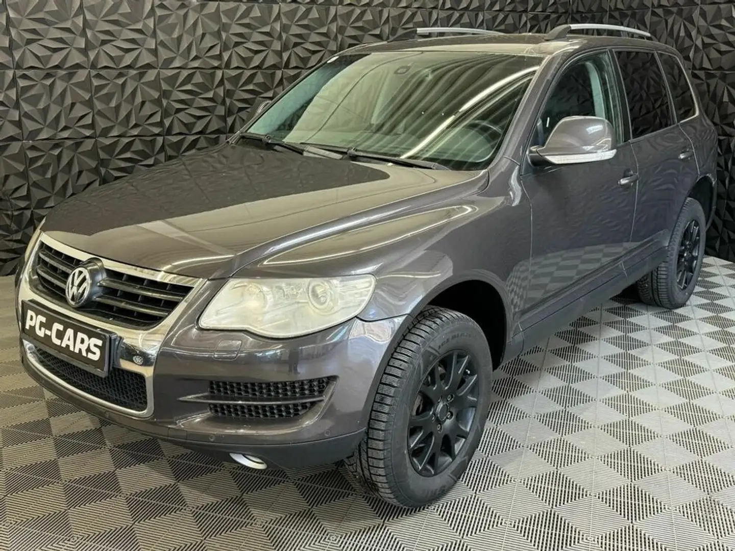 Vehicle image, number 1