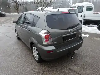 Vehicle image thumbnail, number 4