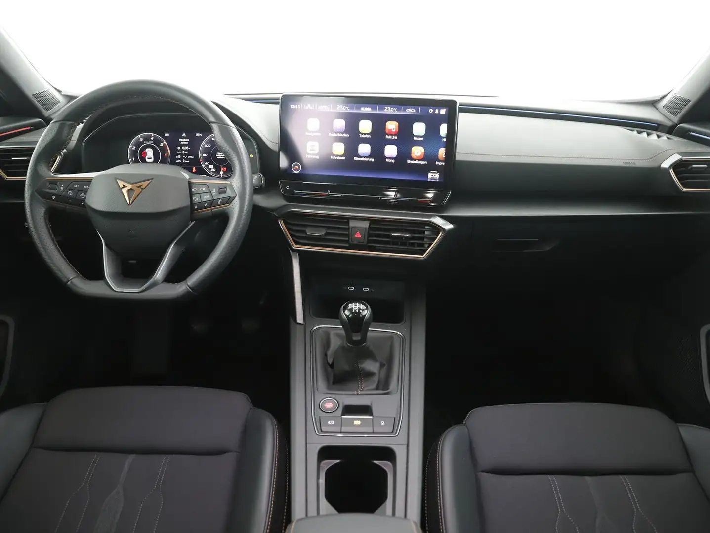 Vehicle image, number 4