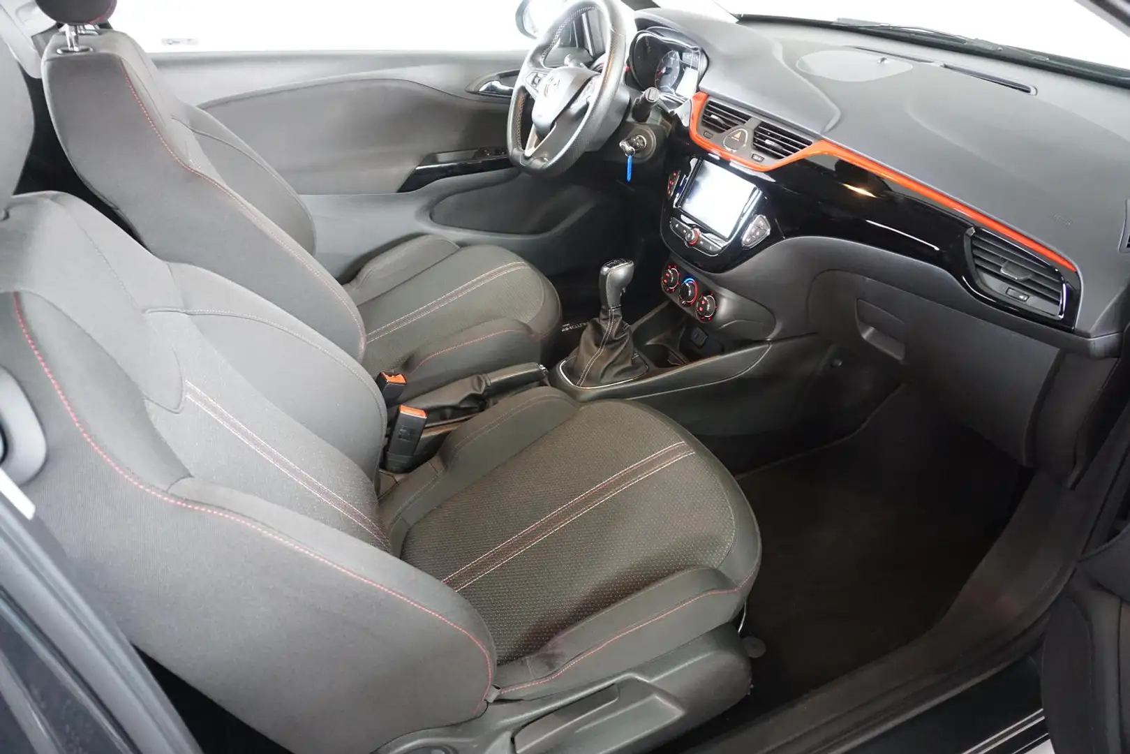 Vehicle image, number 8