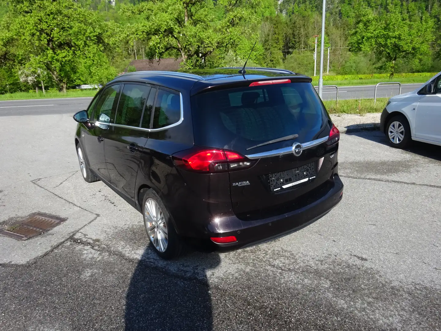 Vehicle image, number 7