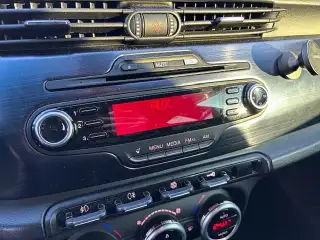 Vehicle image thumbnail, number 14