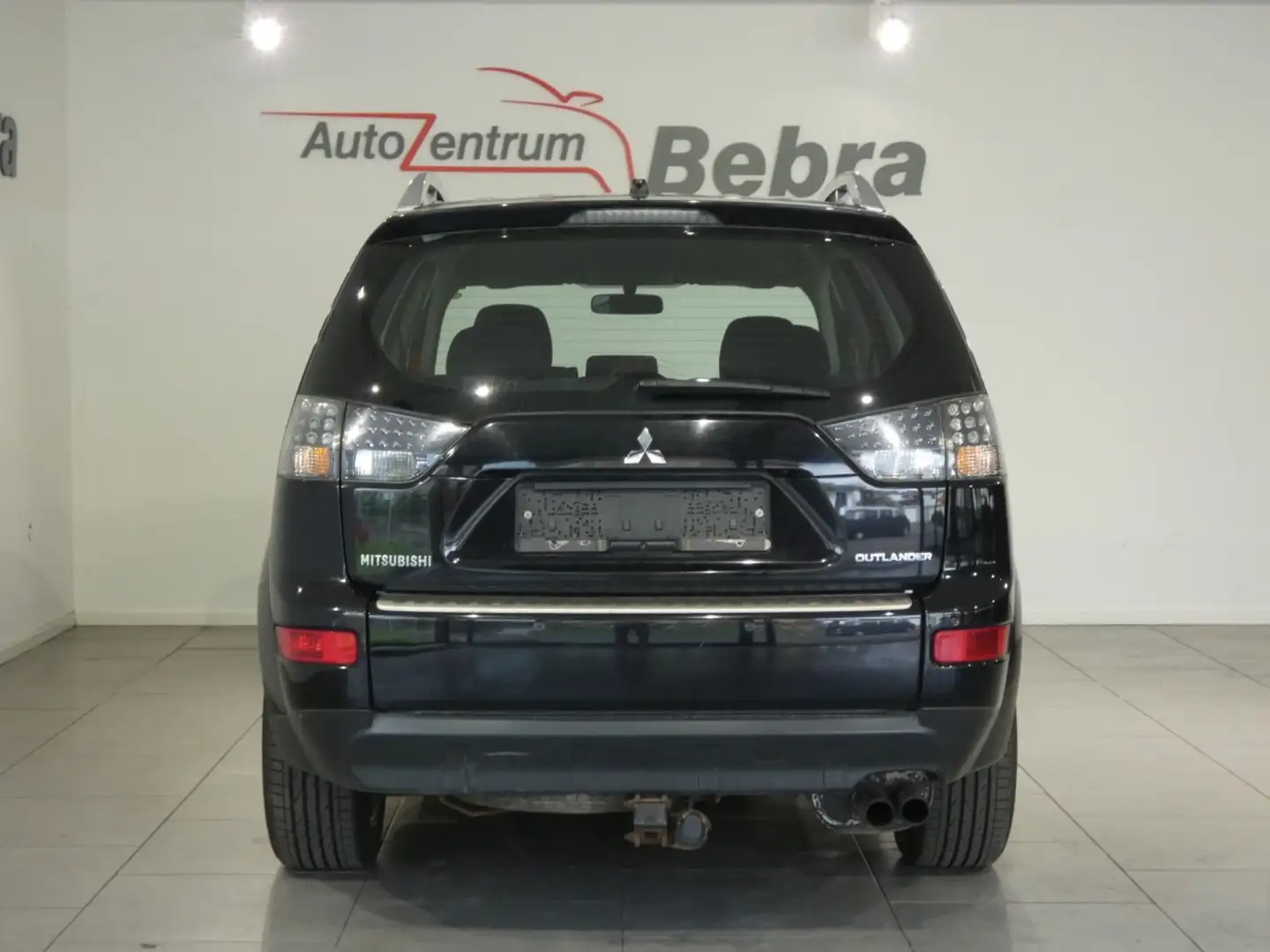 Vehicle image, number 6