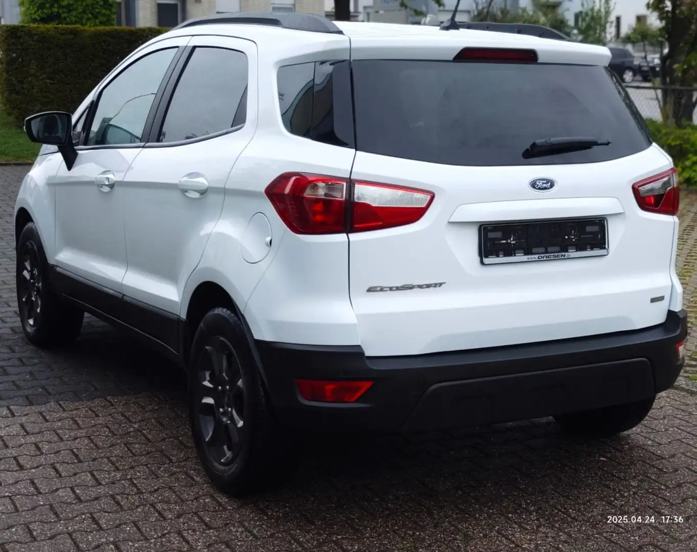 Vehicle image, number 7
