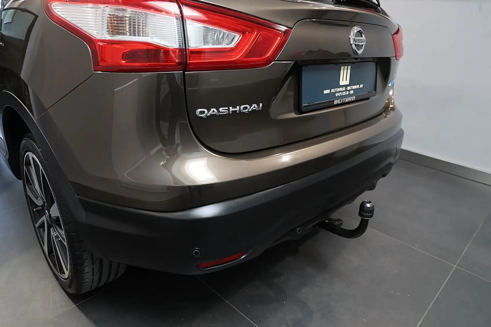 Vehicle image, number 14