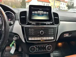 Vehicle image thumbnail, number 18