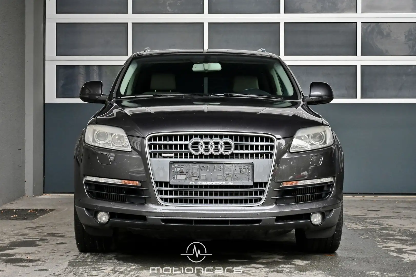 Vehicle image, number 3