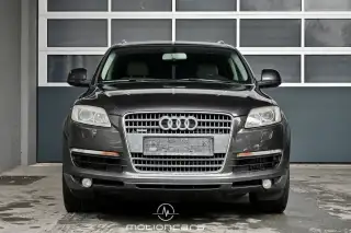 Vehicle image thumbnail, number 3