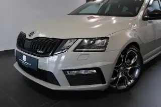 Vehicle image thumbnail, number 2