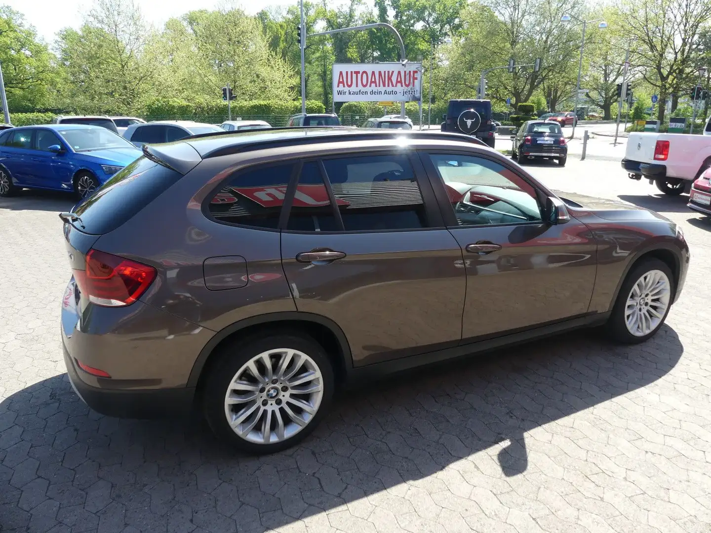 Vehicle image, number 5