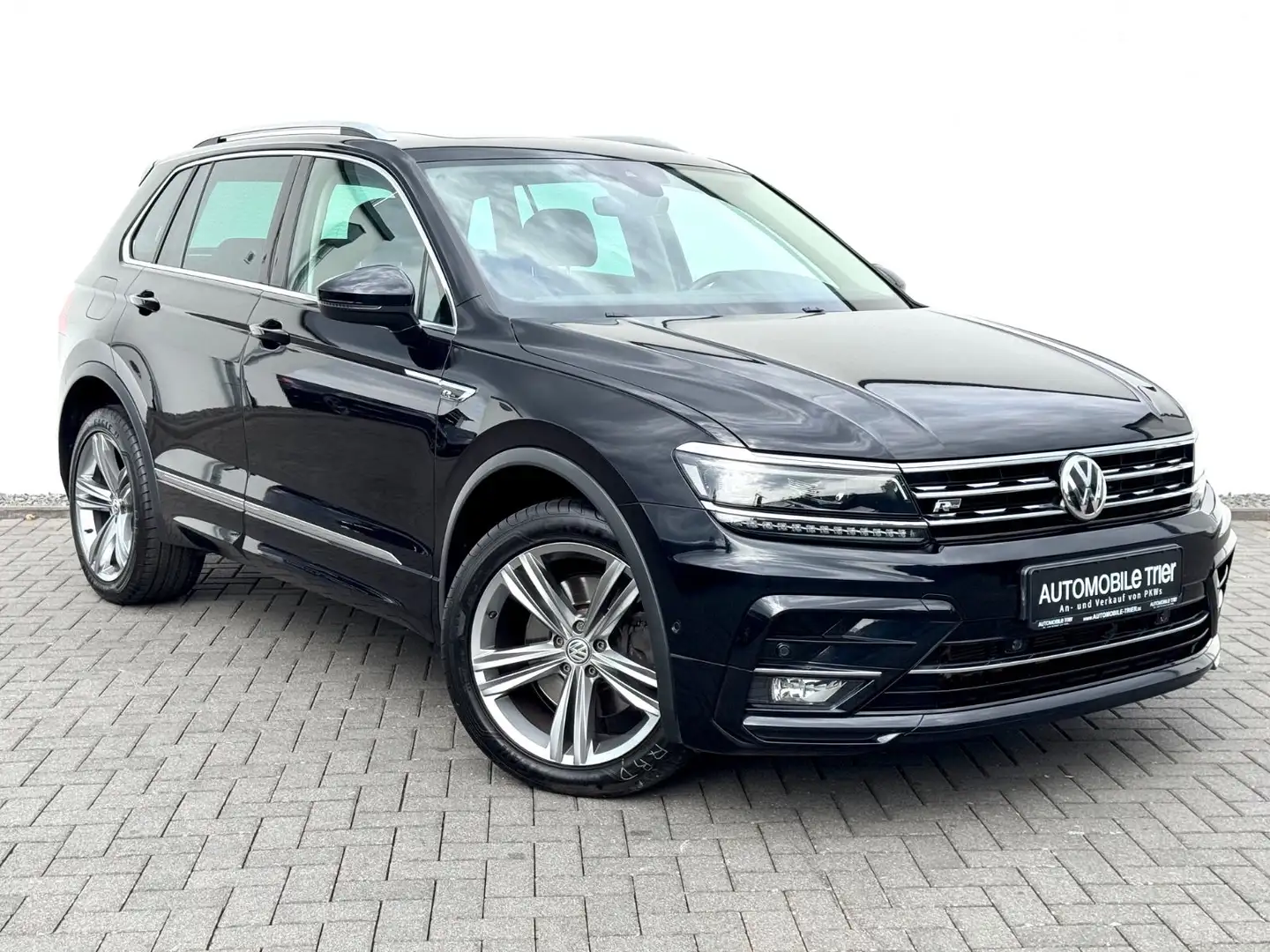 Vehicle image, number 3
