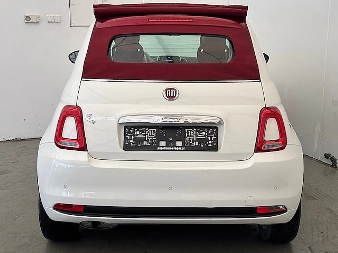 Vehicle image, number 4
