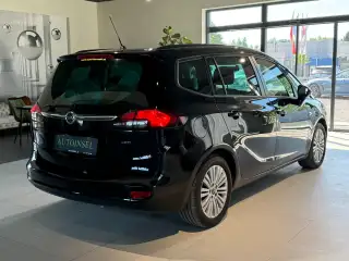 Vehicle image thumbnail, number 3