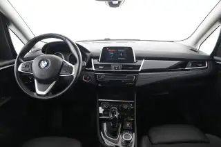Vehicle image thumbnail, number 9