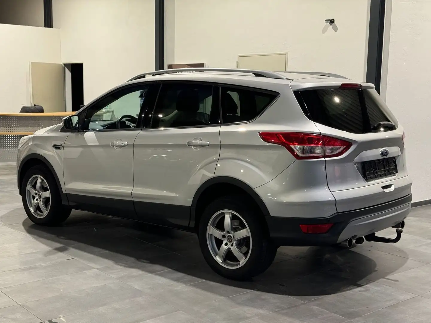 Vehicle image, number 5