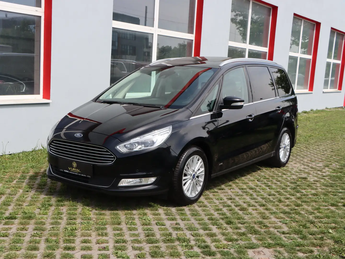 Vehicle image, number 2